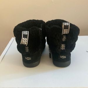 Mint condition!!! Black, size toddler 7.